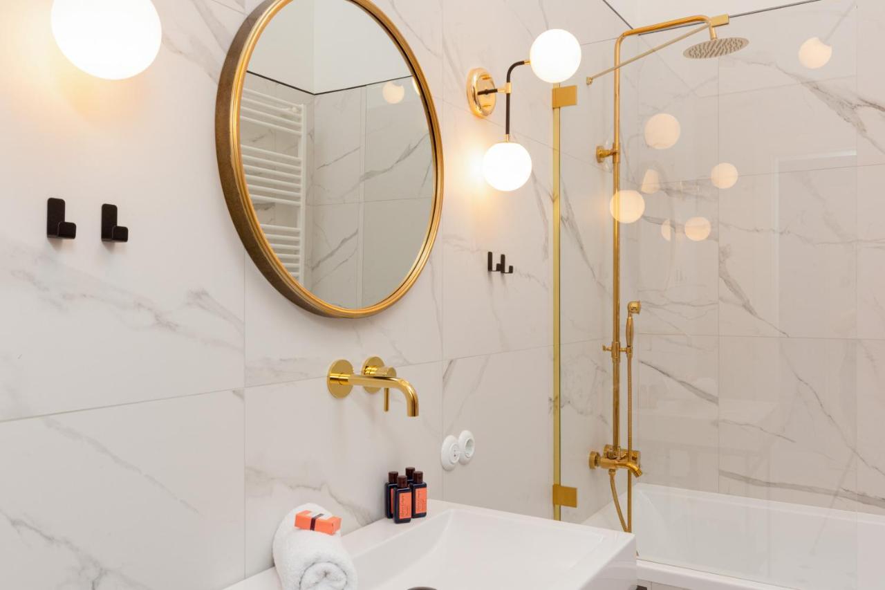 Lux Golden Apartment Praga Kepna By Renters Prestige Varsó Kültér fotó