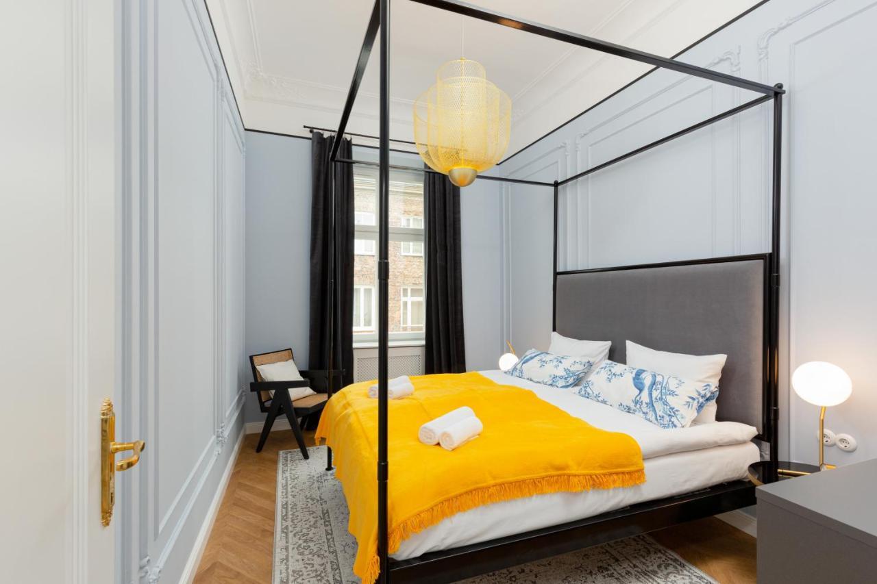Lux Golden Apartment Praga Kepna By Renters Prestige Varsó Kültér fotó