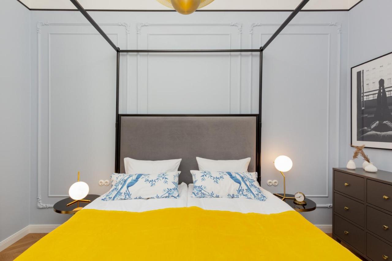 Lux Golden Apartment Praga Kepna By Renters Prestige Varsó Kültér fotó